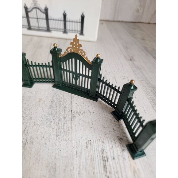 Dept 56 55140 Village Wrought Iron Gate And Fence Heritage collection xmas - Picture 6 of 7